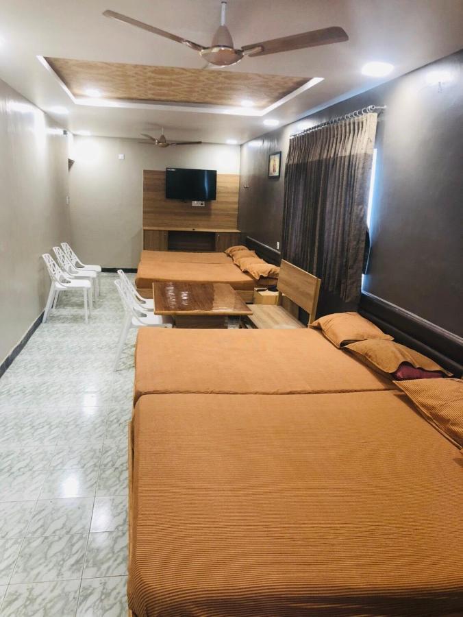 C M Hotel New Wodapatti المظهر الخارجي الصورة
