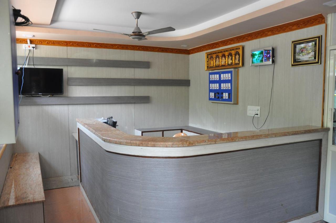 C M Hotel New Wodapatti المظهر الخارجي الصورة