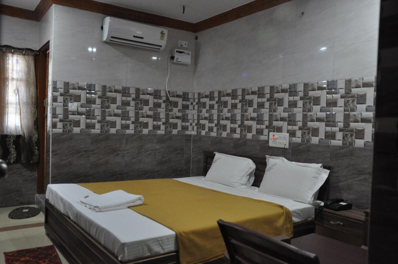 C M Hotel New Wodapatti المظهر الخارجي الصورة