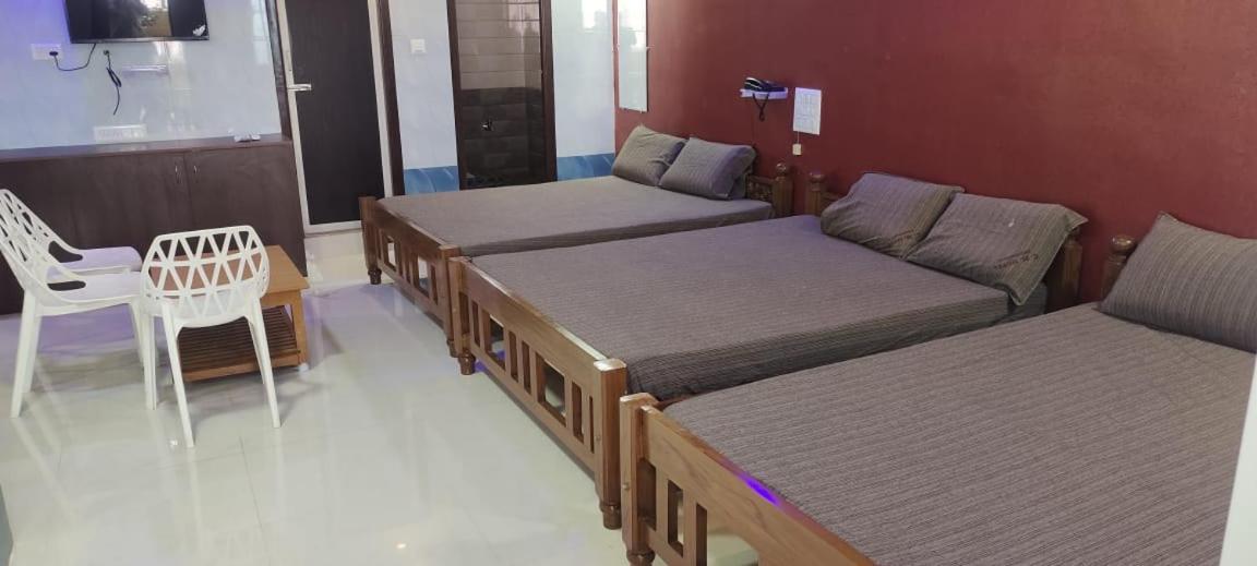 C M Hotel New Wodapatti المظهر الخارجي الصورة